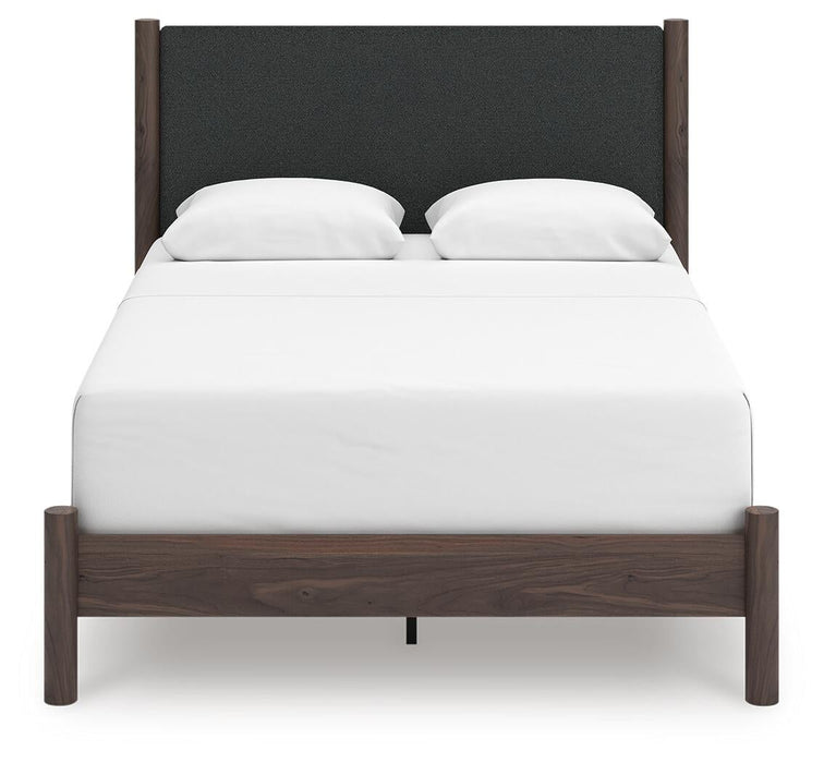 Pamytta Queen Upholstered Panel Bed, Dresser and Mirror